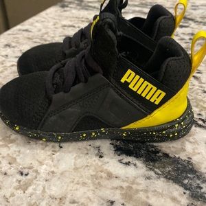 Puma Soft Foam+ size 7 Toddler Slip On Tennis Shoes